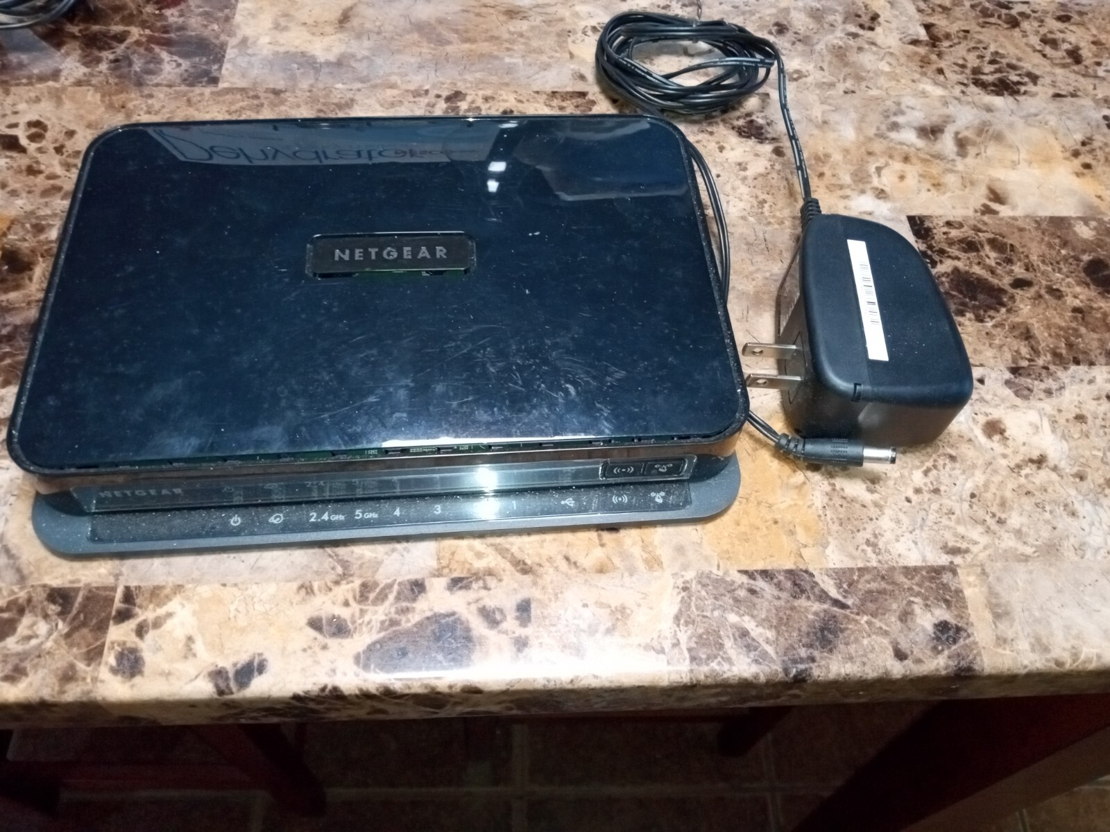 NETGEAR N600 Wireless Dual Band Gigabit Router 4 Port WNDR3700 Tested Works