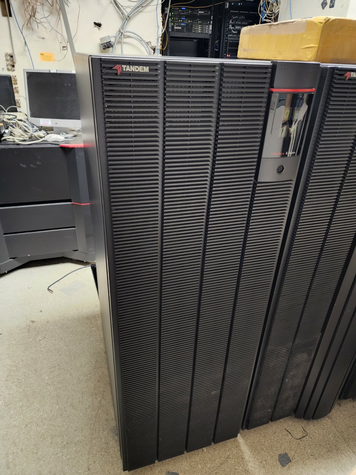 Tandem NonStop Himalaya K-Series Cyclone CLX/R Computer Systems Server w/ Boards