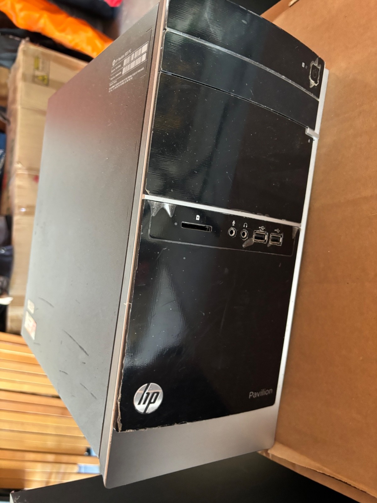 HP Desktop Computer (Model 500-424) AMD Quad-Core A8-6410