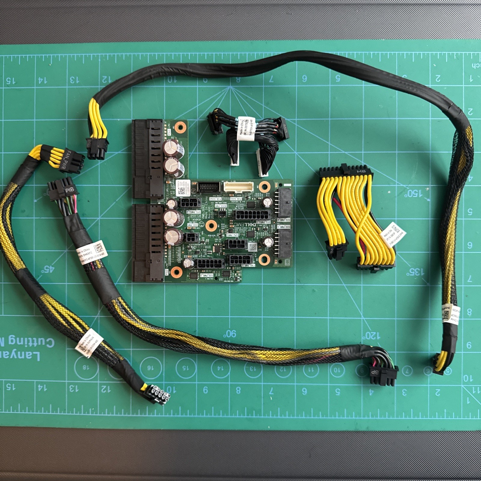 Dell PowerEdge R750XS R450 R650XS Power Distribution Board 46C53 and cables