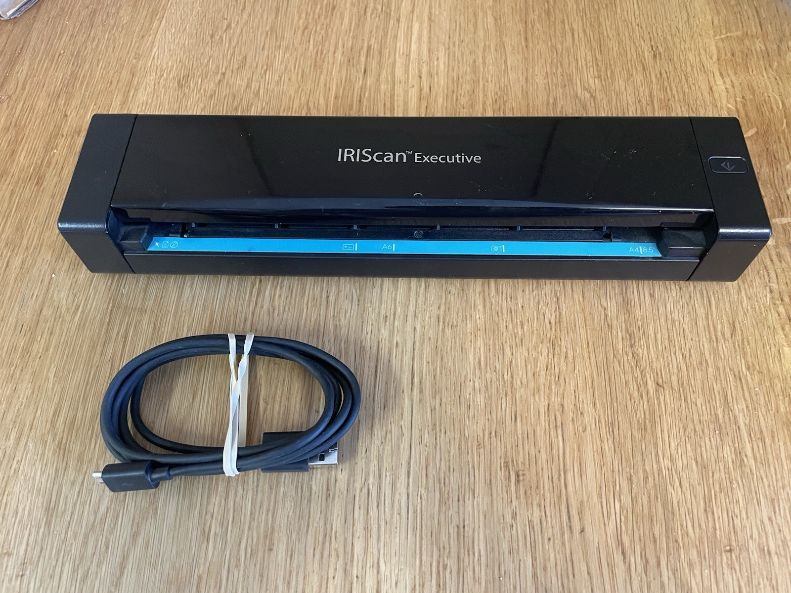 IRIScan Executive 4 Mobile Scanner - Portable USB