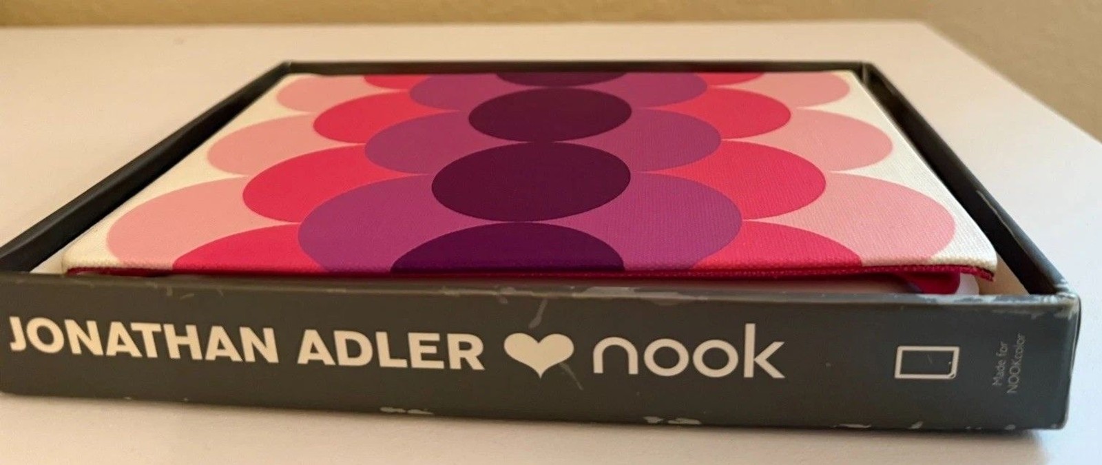 Jonathan Adler Pink Circles NOOK Color Cover | Pristine, Smoke-Free