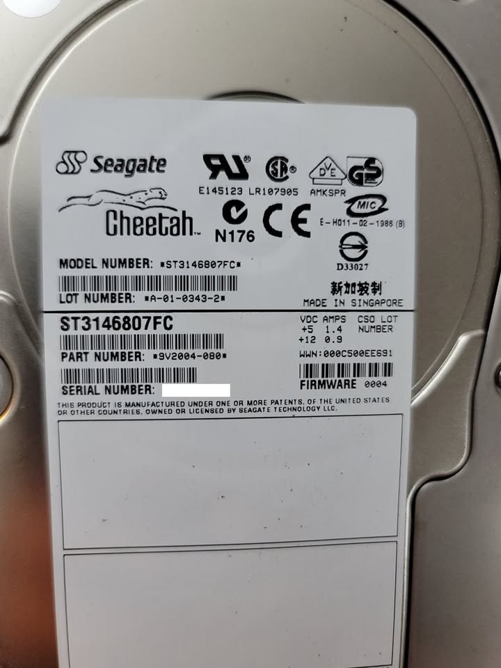 Seagate 146GB 10K ST3146807FC Fiber Channel Hard Disk Drive
