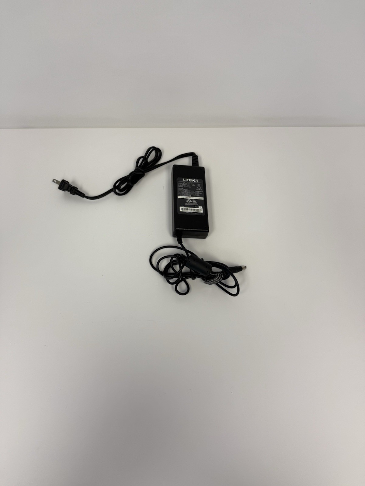 Genuine LiteOn PB-1320-01C-ROHS AC Power Adapter 12V 2.67A for Motorola DCX/DSR 