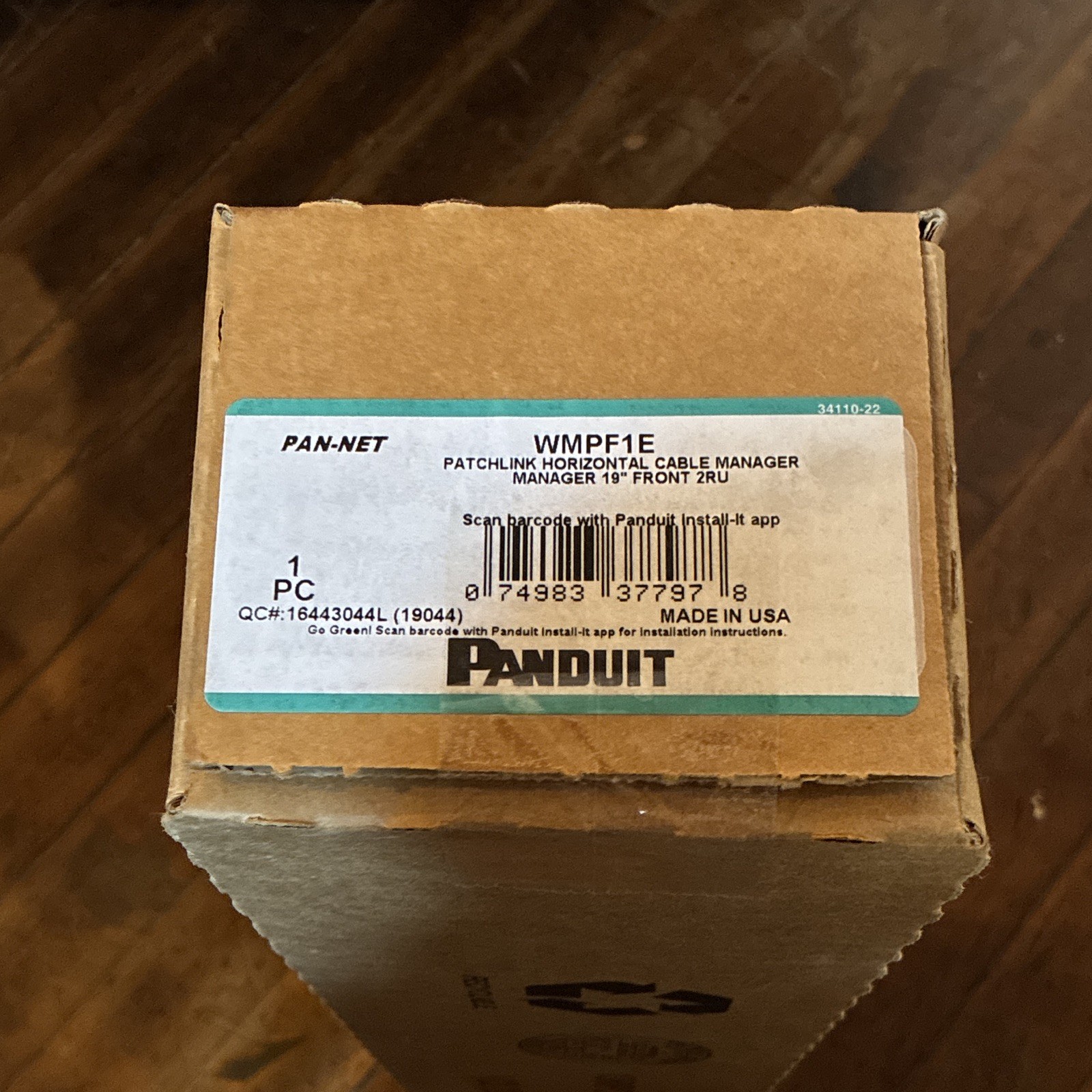 Panduit PatchLink Horizontal Cable Manager, 19 in Front Rack, 2RU