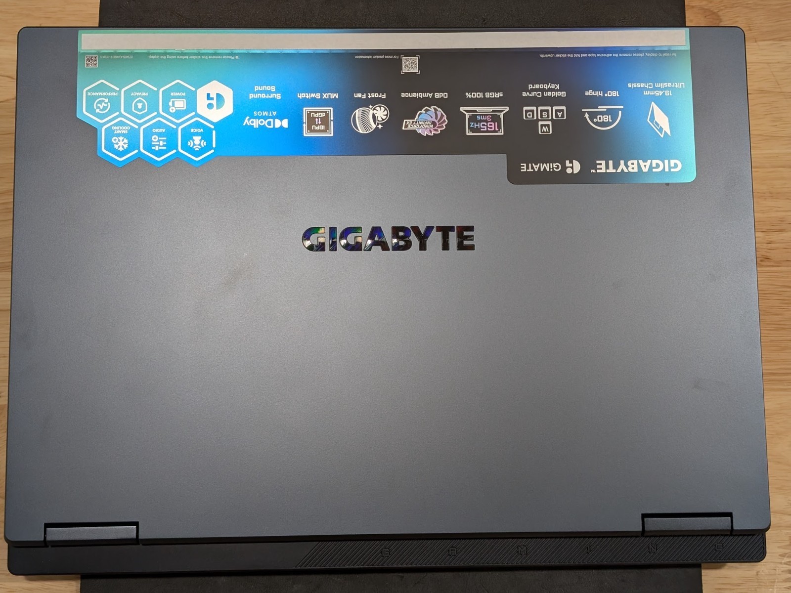 Gigabyte Gaming A16 Pro 16 WQXGA Intel Core 7 240H 32GB 1TB RTX 5070 Ti 12GB