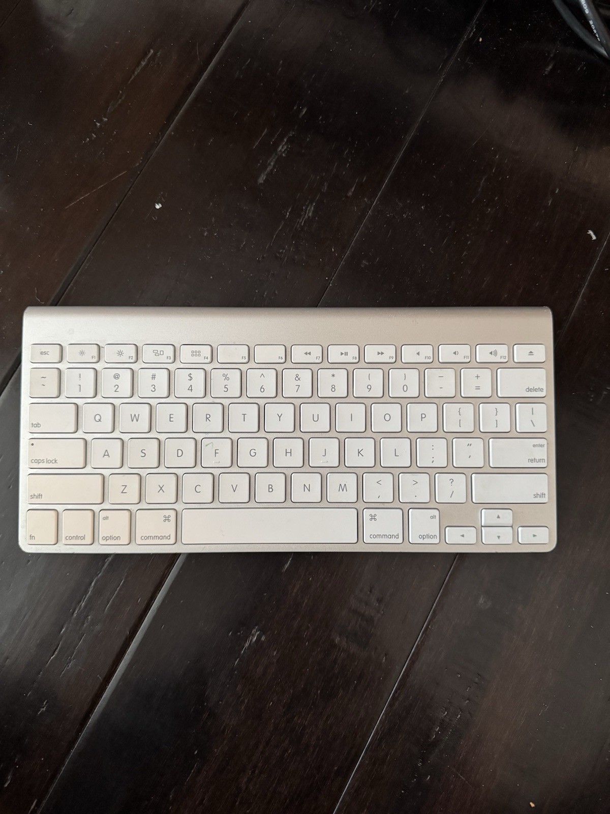 Apple Wireless Slim Portable Keyboard Silver QWERTY English Aluminum