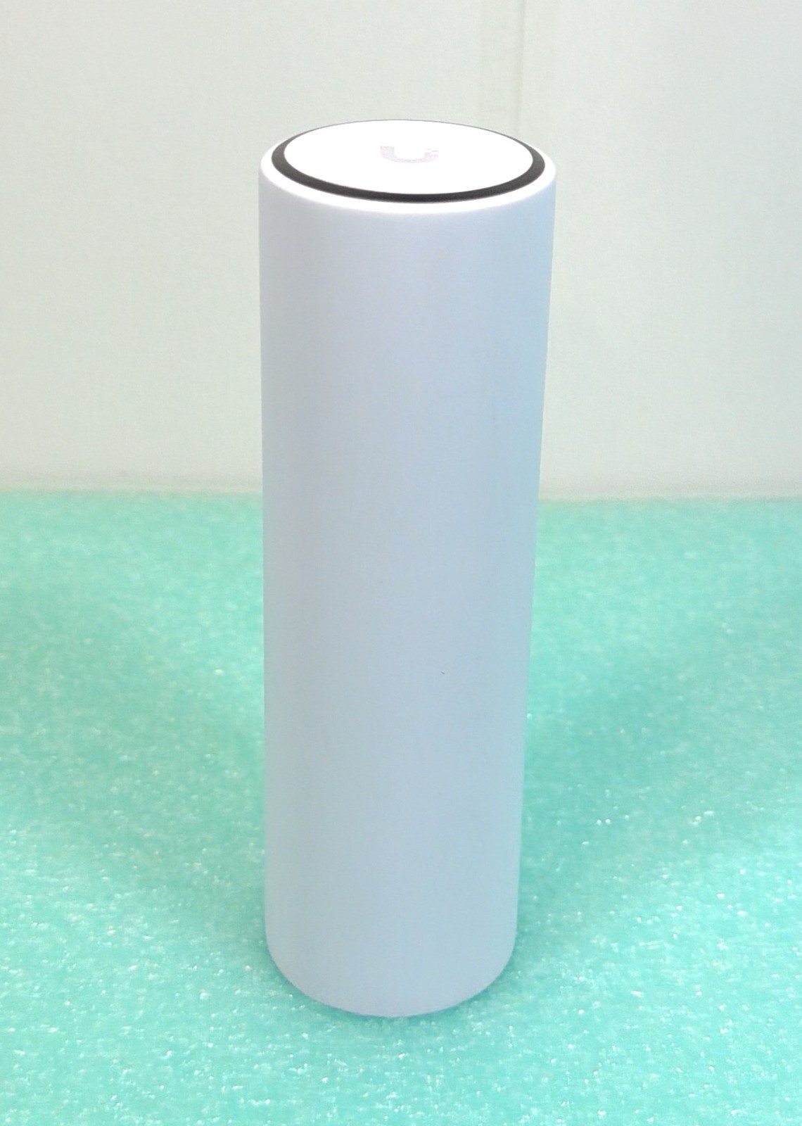 Ubiquiti Networks U6 Mesh Dual-Band WiFi 6 Access Point White U6-Mesh-US
