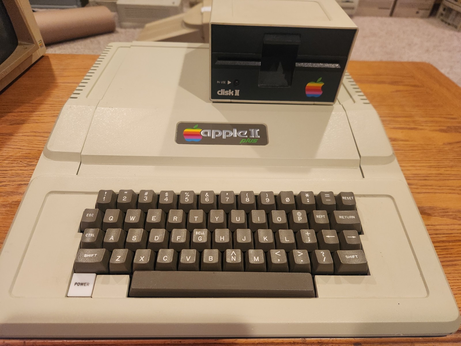 Apple II ][ 2 PLUS Vintage Personal Computer with Floppy Drive - Working 