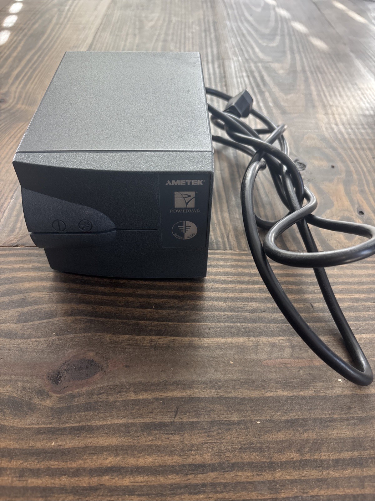 Ametek Powervar - Ground Guard Model: ABCG100-11W 120VAC Tested Works