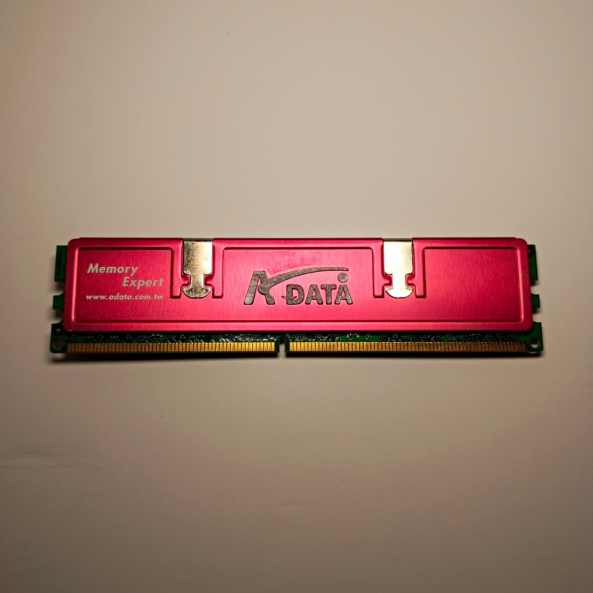 ADATA Memory Expert 2GB DDR2-800 PC2-6400 240-Pin DIMM Unbuffered AD2800002GOU