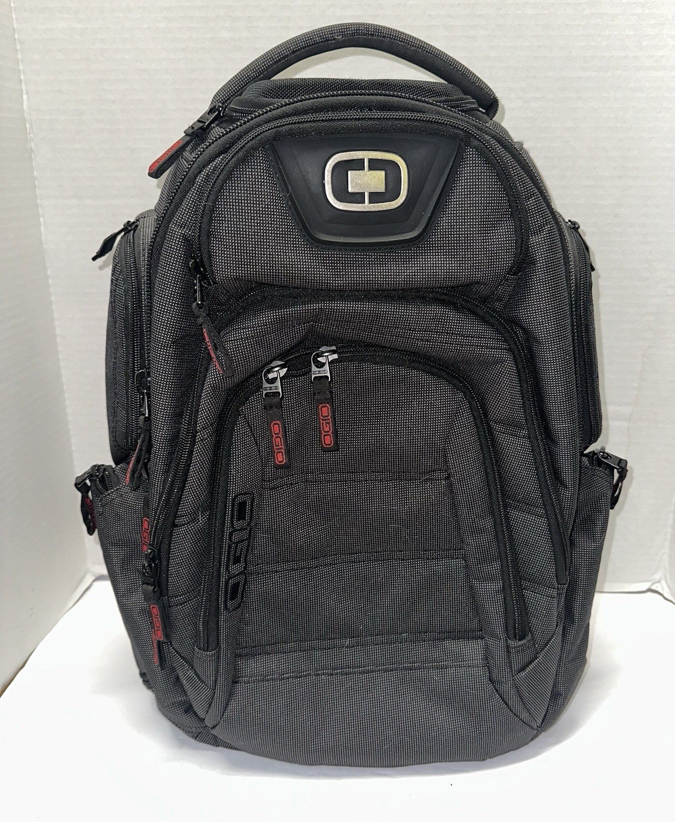 Ogio Renegade RSS 17 Laptop Backpack Multi Pocket Black Red Logo Zip Pulls