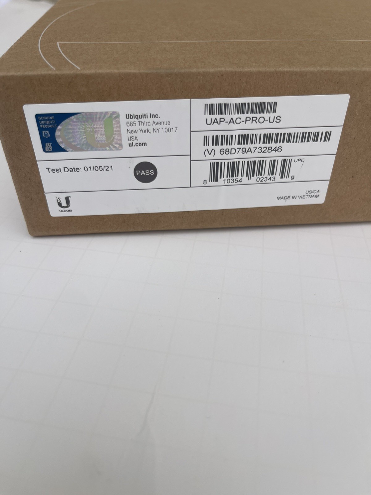 Ubiquiti UniFi AC Pro Wireless Access Point Dual-Band WiFi 5 UAP-AC-PRO-US