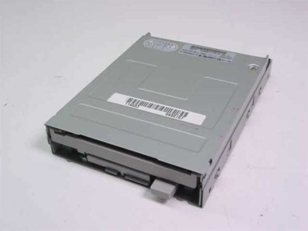 Samsung SFD-321B 3.5in 1.44MB IDE Floppy Drive TriGem FDD