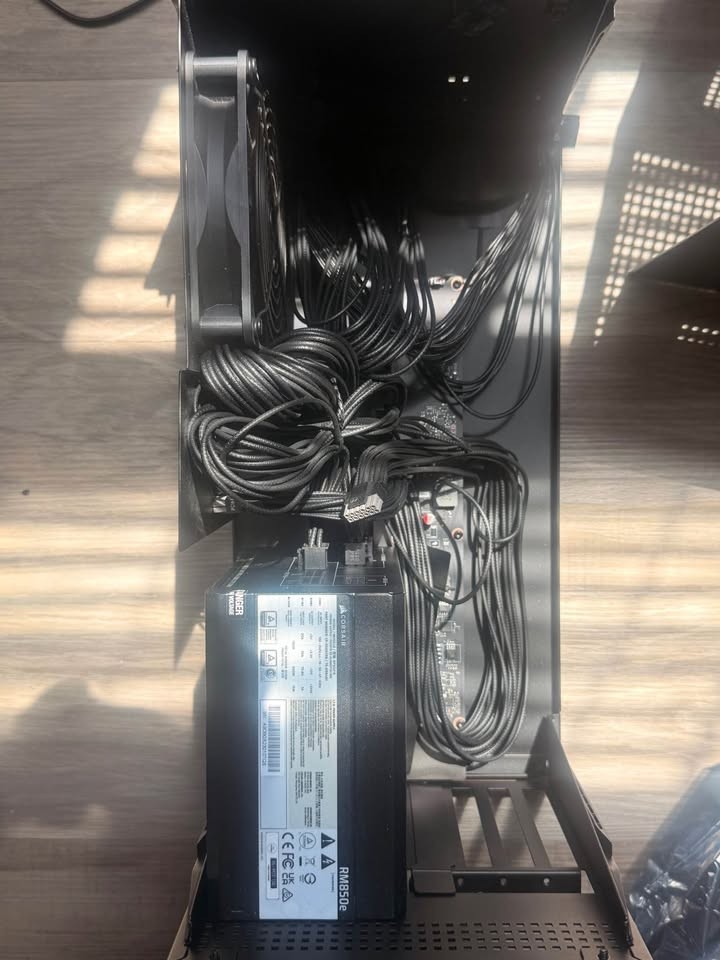 razer core x v2 & RM850e