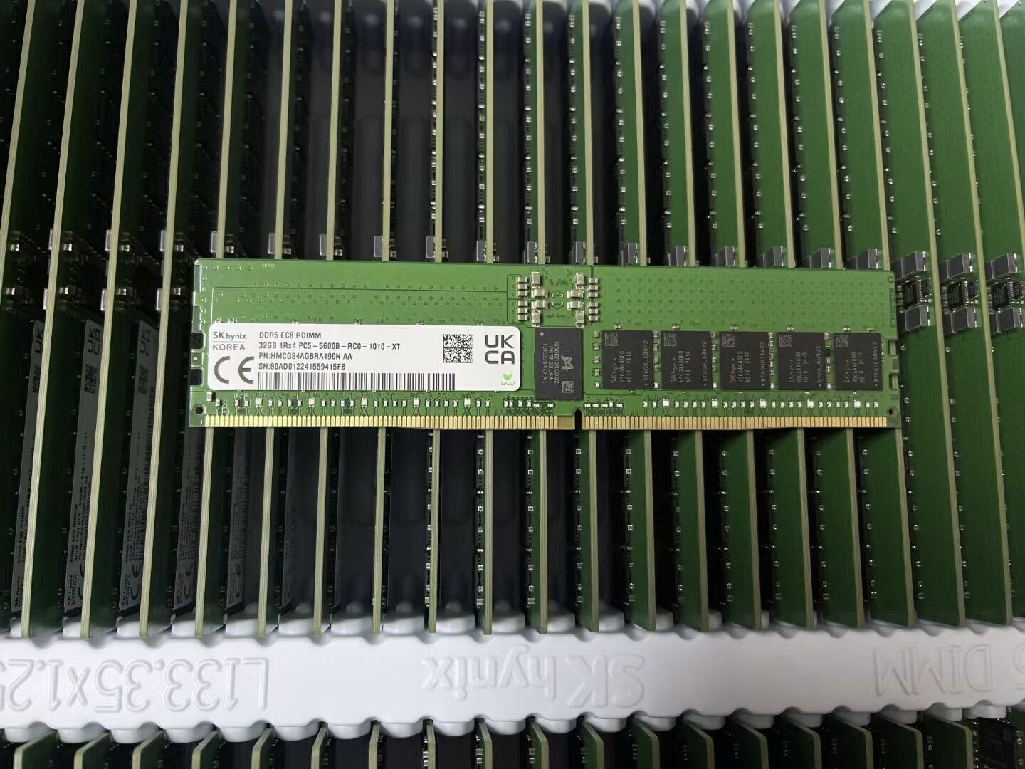 4 pcs SKhynix 32GB 5600MHz RAM DDR5 REG ECC Sever Memory for H13SSL-NT MZ73-LM0