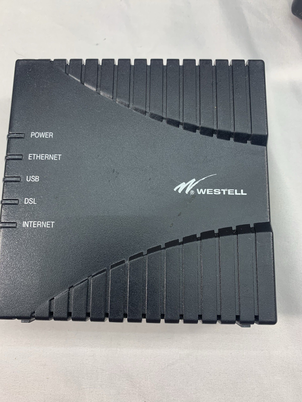 WESTELL MODEL 6100 ROUTER WITH ADAPTER