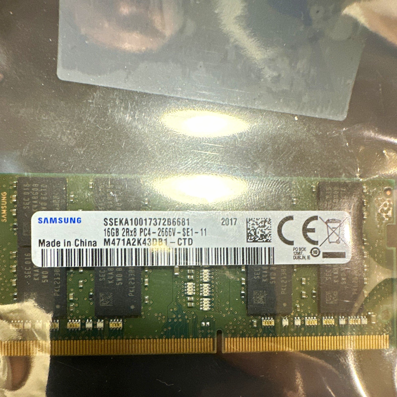 Samsung 16GB DDR4 PC4-2666V 260-Pin SO-DIMM RAM 2Rx8