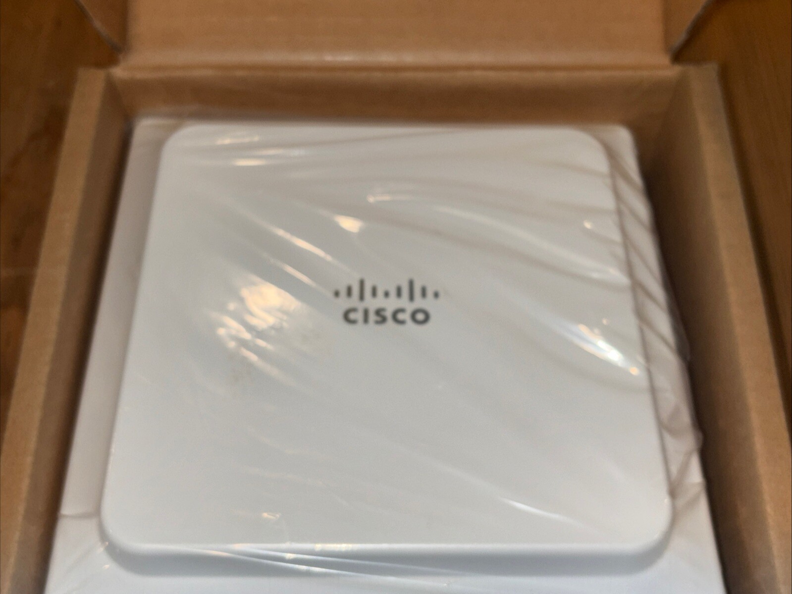 Cisco AIR-ANT2524V4C-R 2.4GHz 2dBi 5GHz 4dBi Antenna
