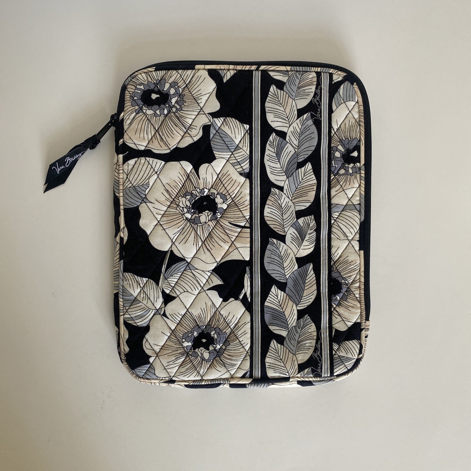 Vera Bradley Floral Tablet iPad Zippered Cover Case Sleeve Camellia Pattern ￼