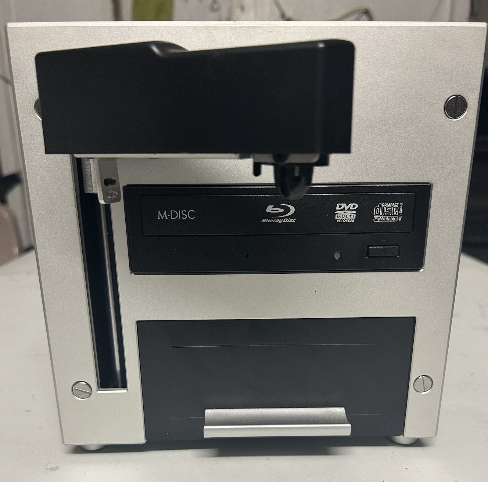 Vinpower The Cube 1 Automated Robotic Blu-ray DVD CD Duplicator