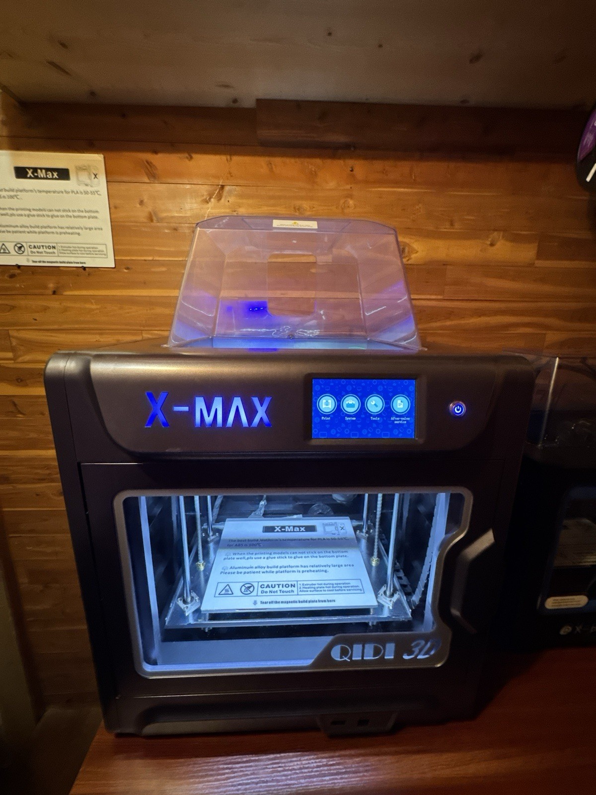 QIDI 3D X-MAX Enclosed 3D Printer Touchscreen Control Panel Interface
