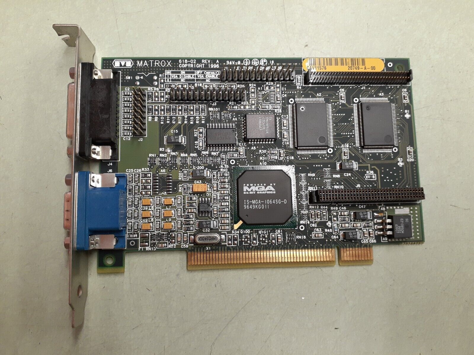 MATROX MGA-MYST/2I 2MB SDRAM PCI VGA 618-02 REV A CARD