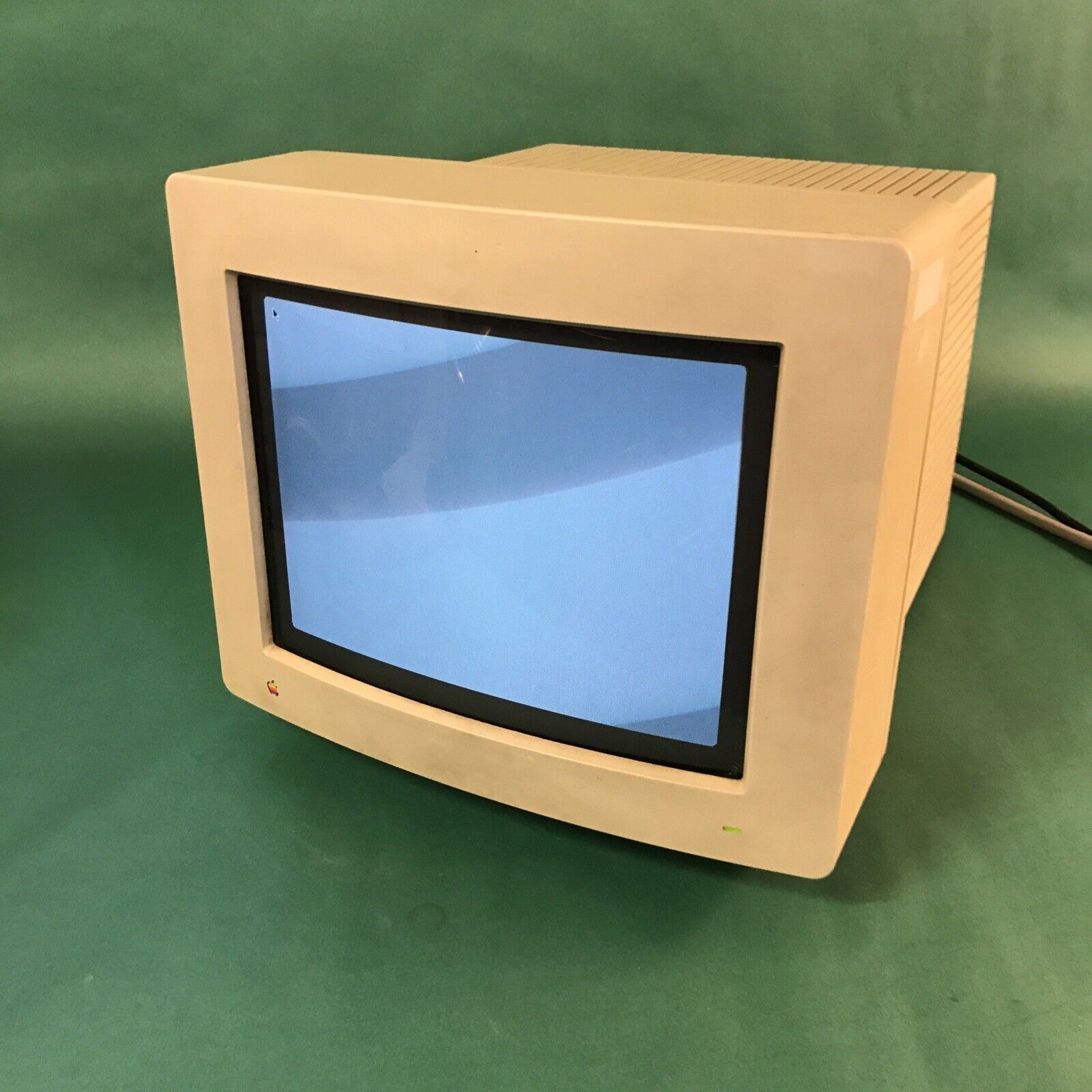 Vintage Apple Color RGB High Resolution Monitor M1297 Tested