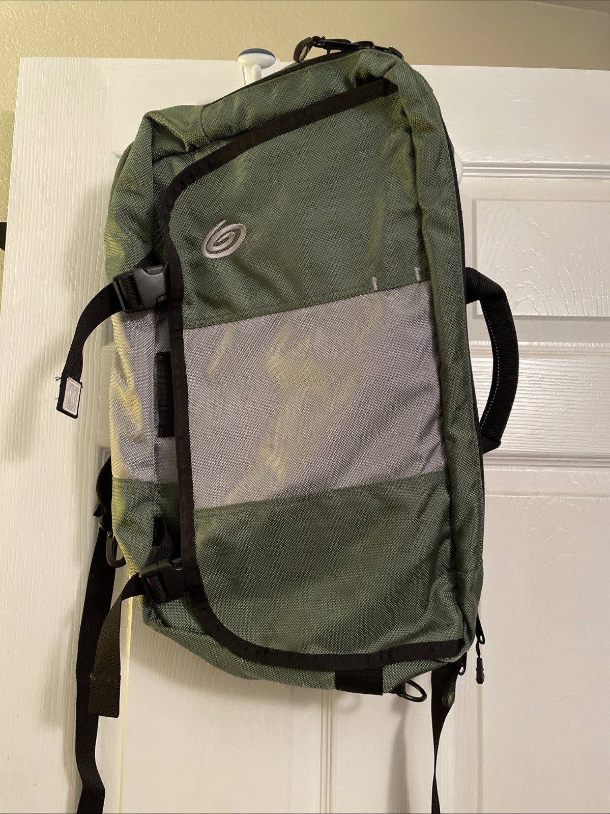 Timbuk2 Messenger Bag / Backpack Green/Grey EUC See Photos