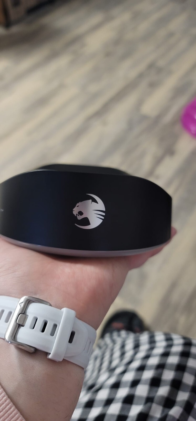 Roccat Syn Max Air Charging Dock
