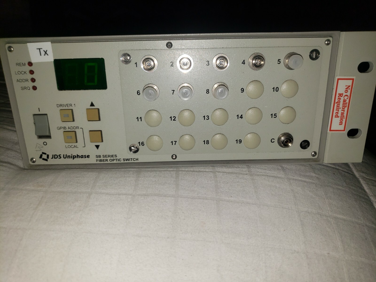 JDS Uniphase SB Series Fiber Optic Switch 8 Ports SB1C0081+27XF000FP