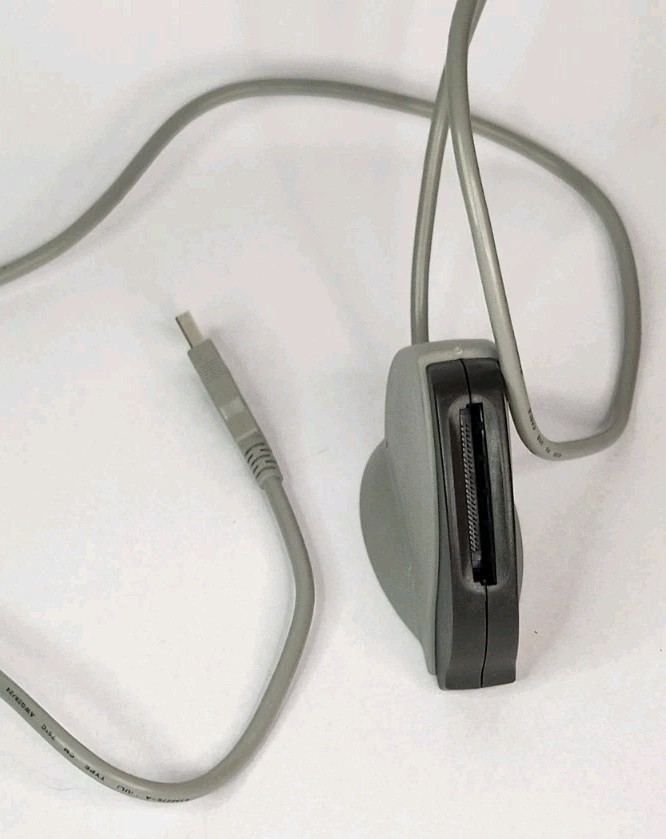 Radio Shack Dazzle Hi Speed USB Memory Card Reader Writer 