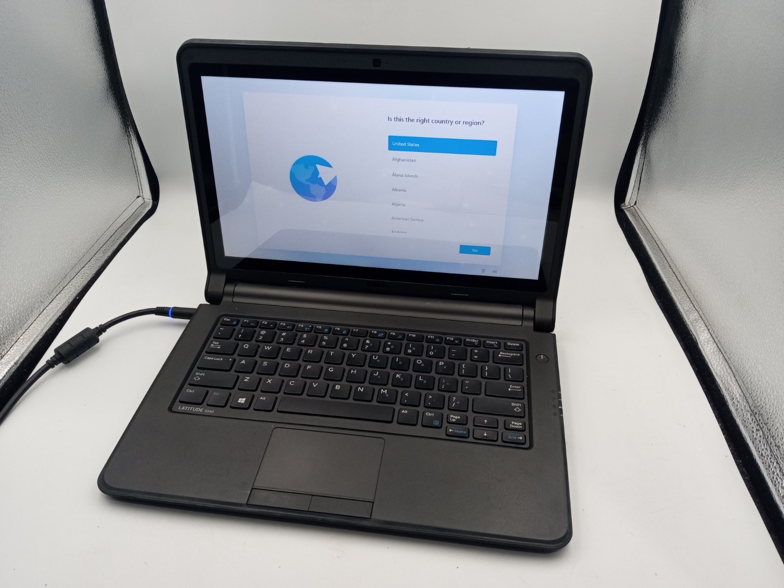 Dell Latitude 3340 13" Touchscreen Intel i5 8GB RAM 500GB HDD W11 - C-GRADE