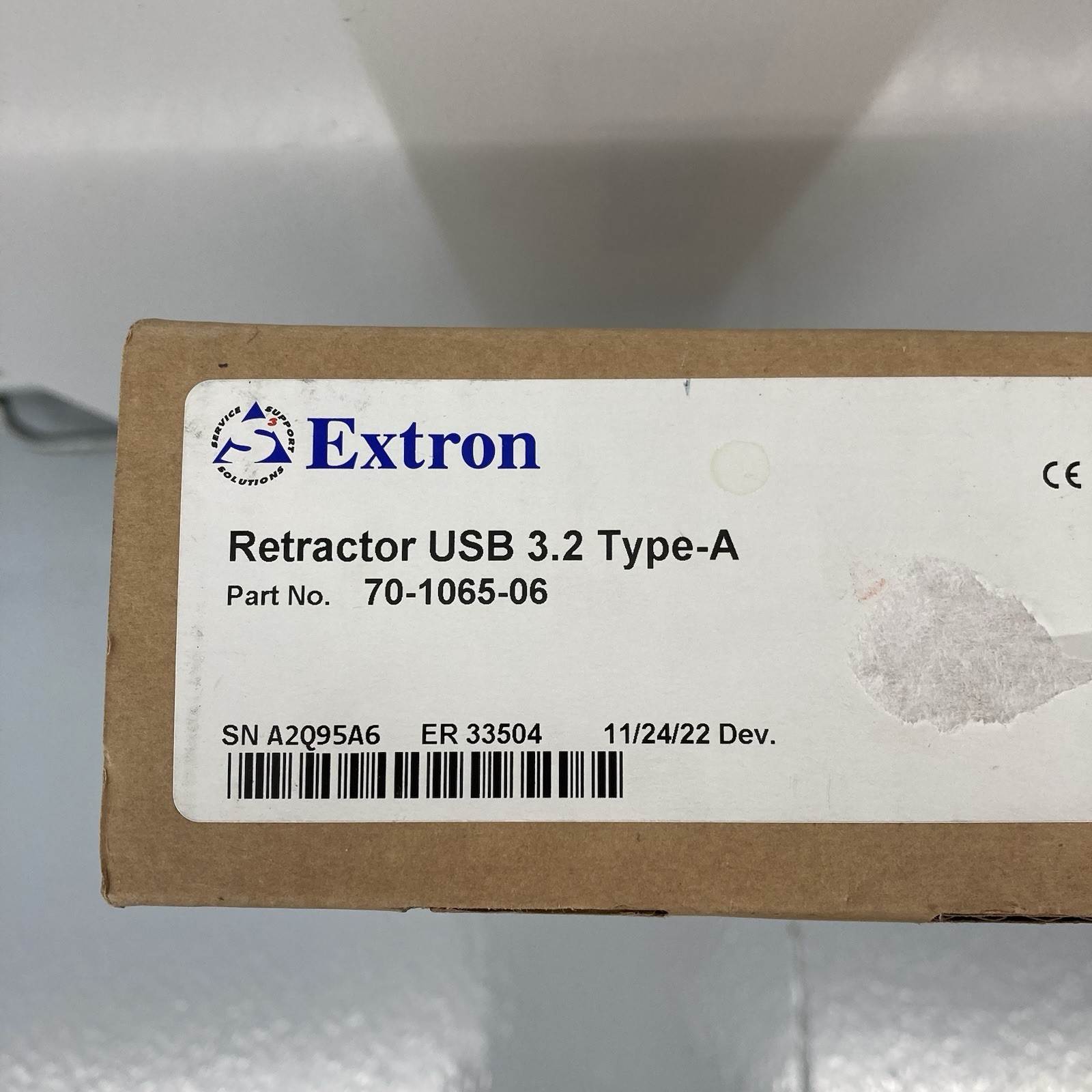 NEW Extron 70-1065-06 Retractor USB 3.2 Type-A to USB Type-B, 3'/90cm