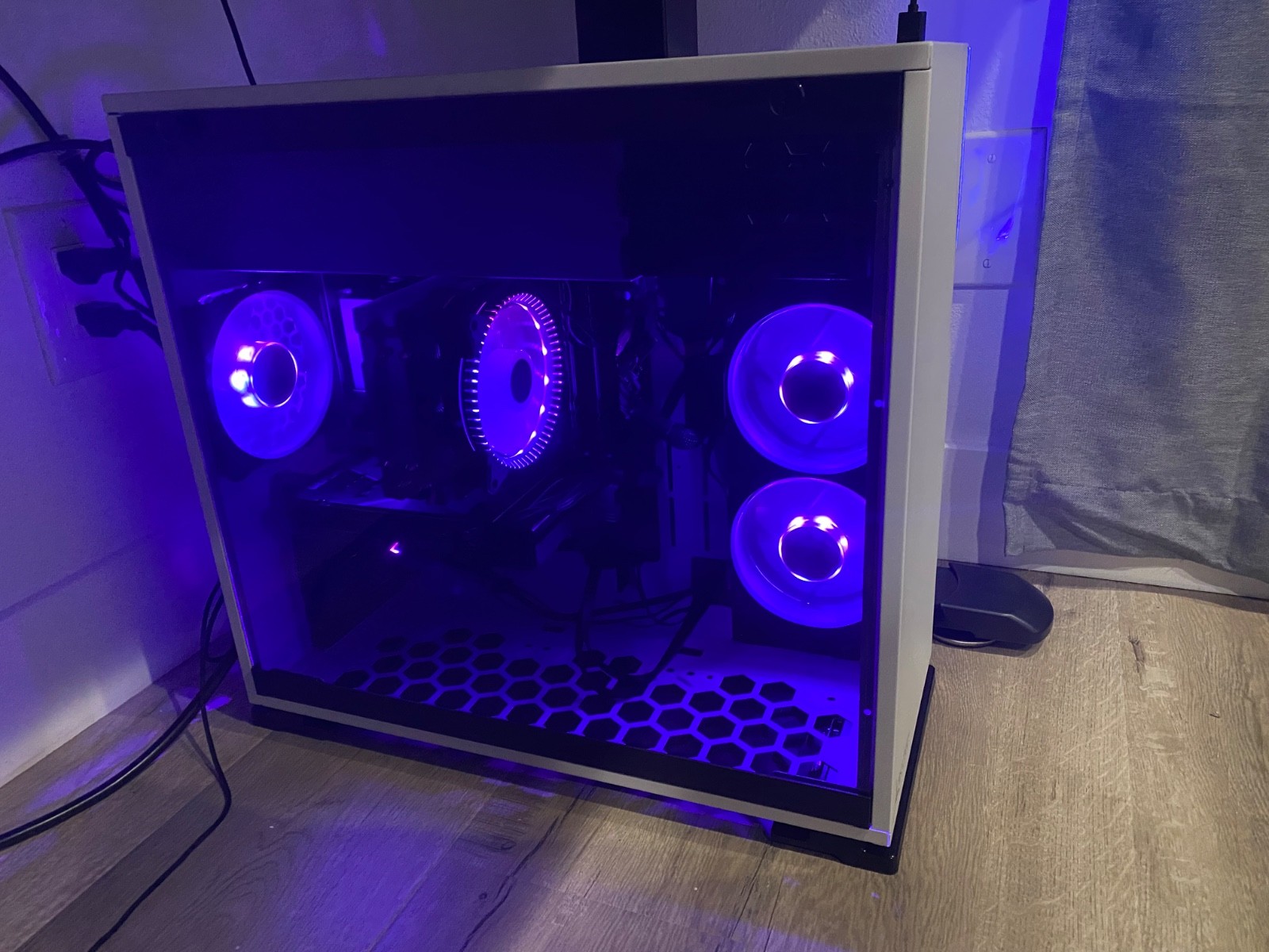 Skytech Gaming PC, NVIDIA RTX 3060ti, AMD Ryzen 5 5600x, 16GB DDR4 RAM, High FPS