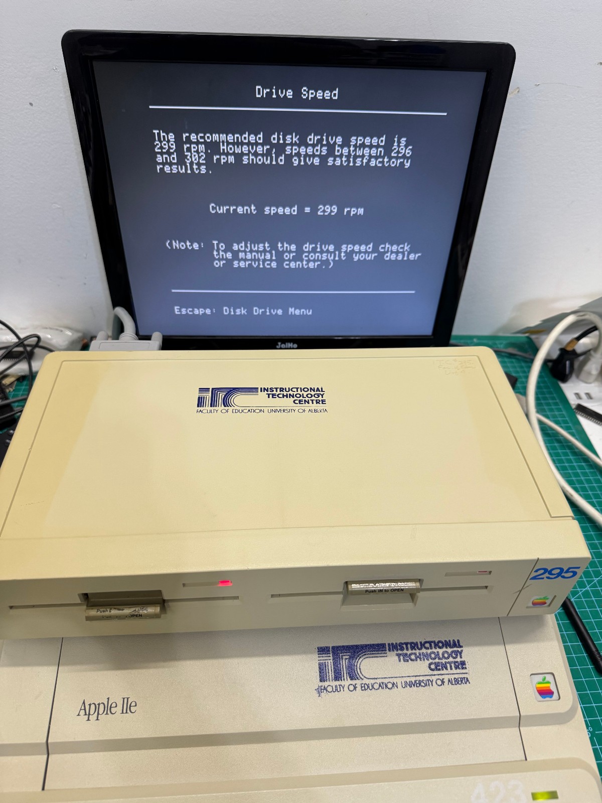 Apple DuoDisk Dual 5.25" Drive – Tested Read/Write/Format – Working – Cosmetic D