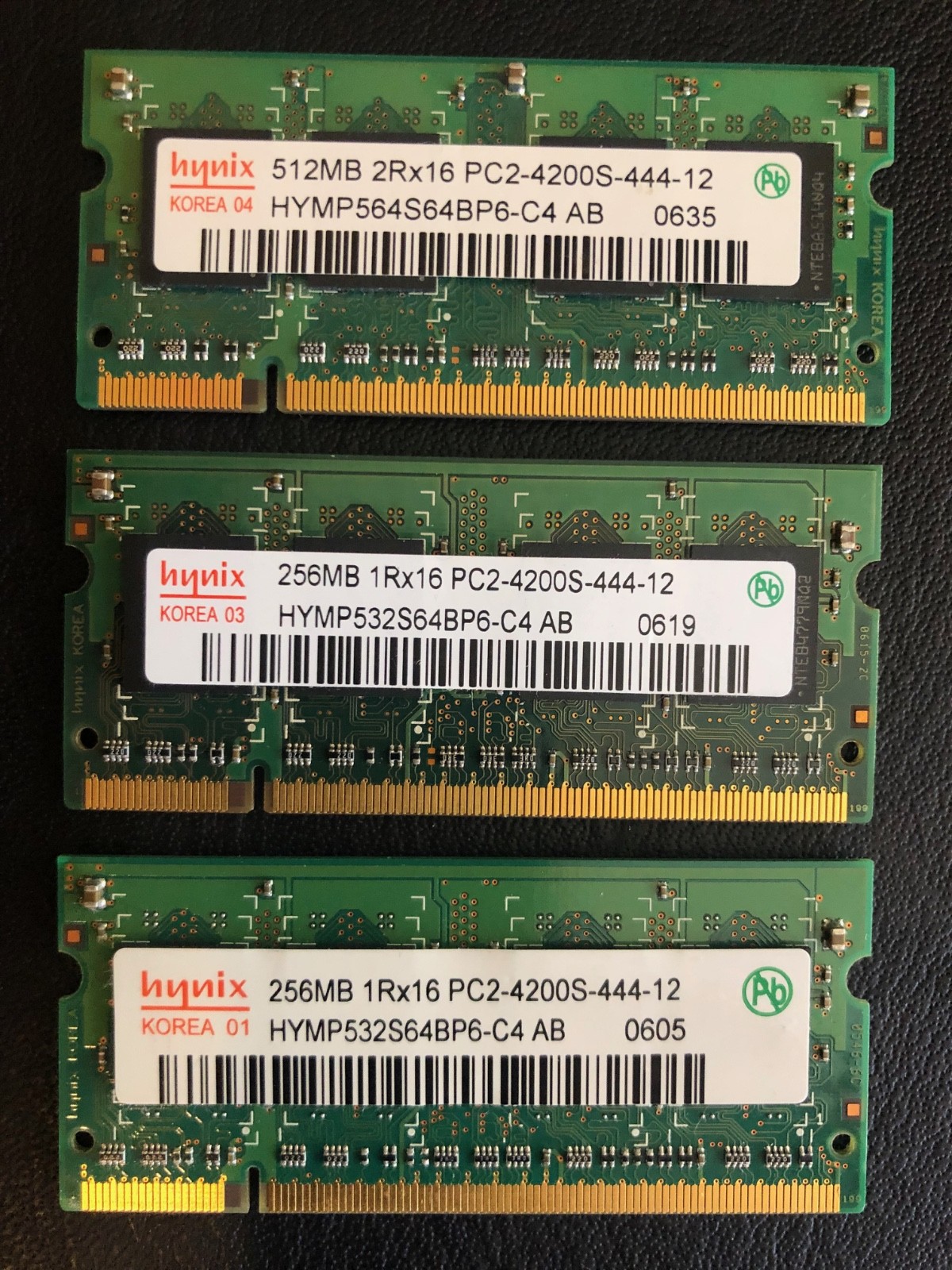 Hynix PC2-4200 2 x 256 mb / 1 x 512 mb