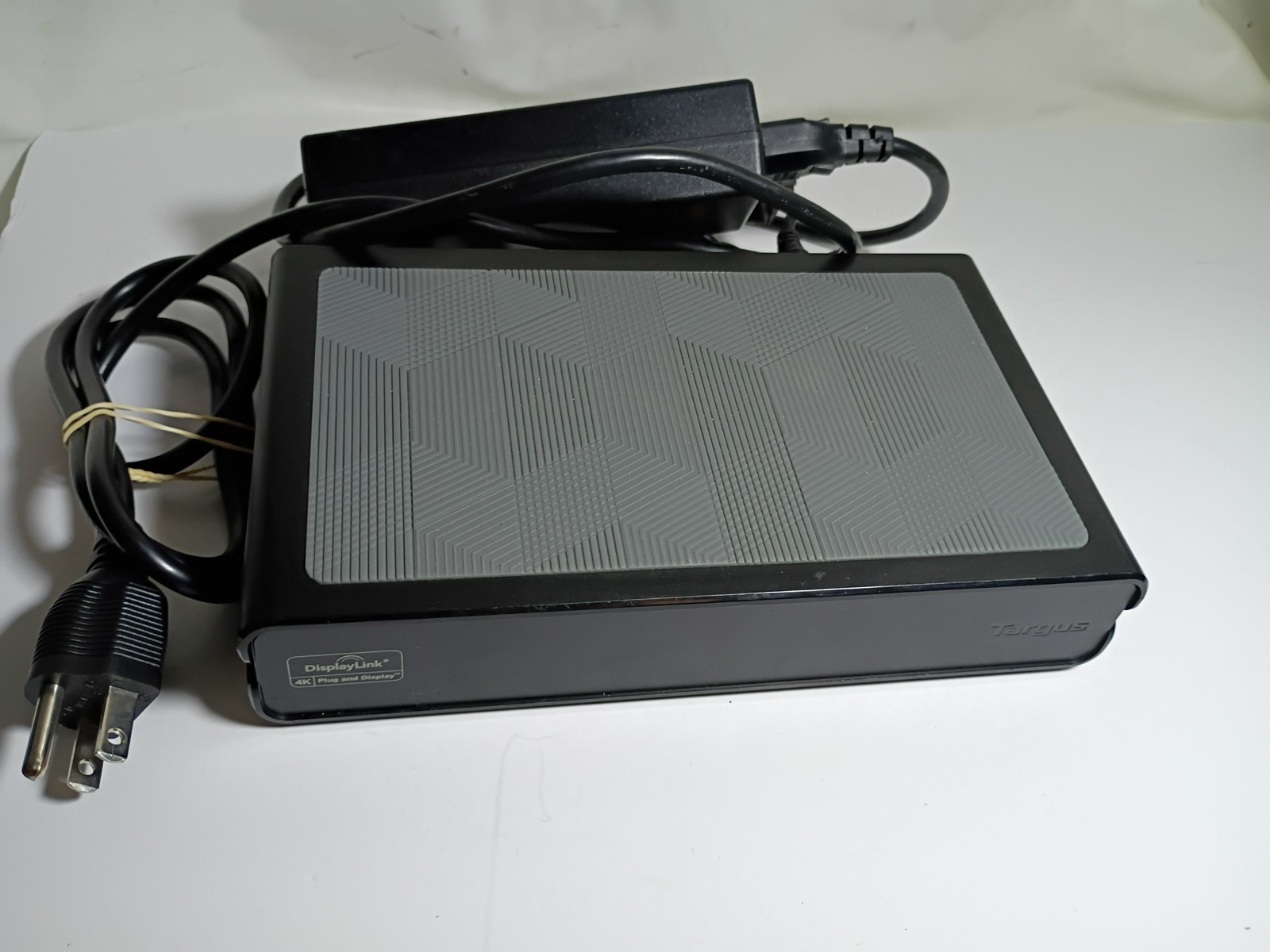 Targus Universal USB 3.0 Dual 4K Docking Station DOCK177 w/ 90W Power & Tips
