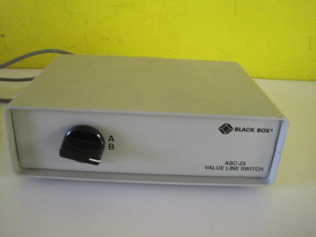BLACK BOX ABC-25 VALUE LINE SWITCH  2-PORT MODEL 95-03 A/B USED WITH CORDS