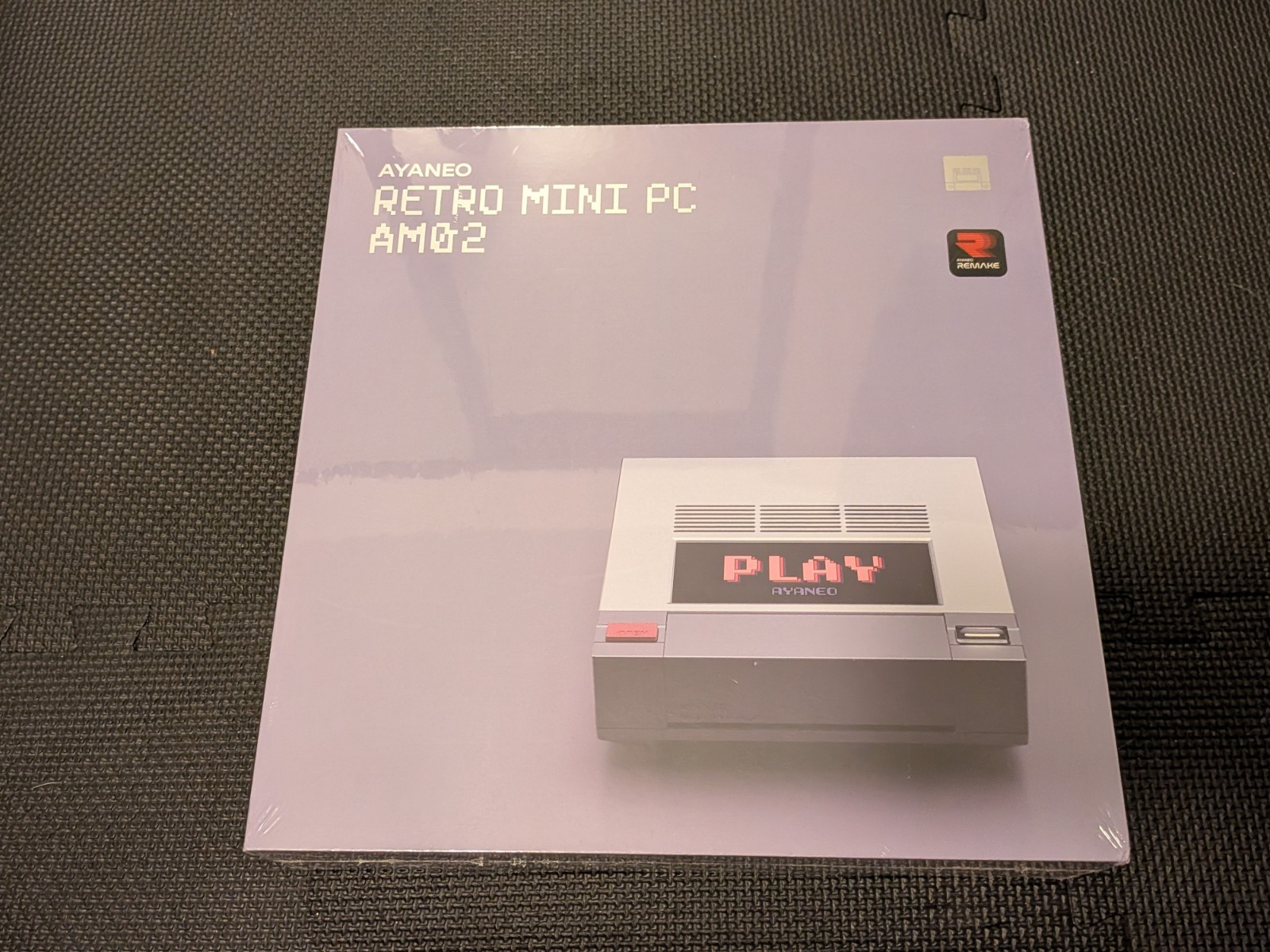 RARE NEW Ayaneo AM02 Retro Mini-PC– Barebone MINI PC AM02 (7840HS BB) SEALED