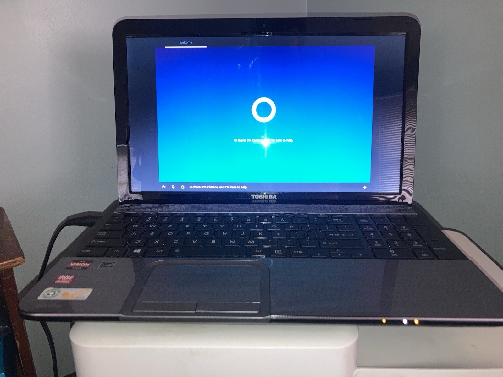 Toshiba Satellite L855D-S5117 AMD Laptop | Works Plugged In - Bad Battery