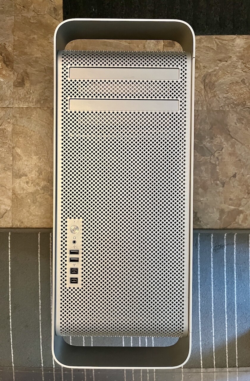 Apple Mac Pro 2010 12core | AMD 7950 | 40GB Ram | 1TB NVMe+1.75GB SSD+2TB HDD