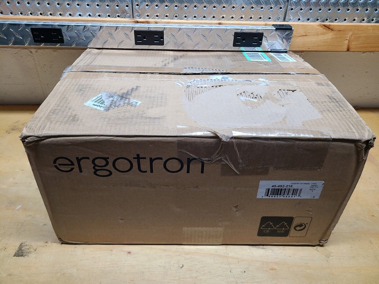 Ergotron 45-492-216 LX Stacking Dual Monitor Arm 13
