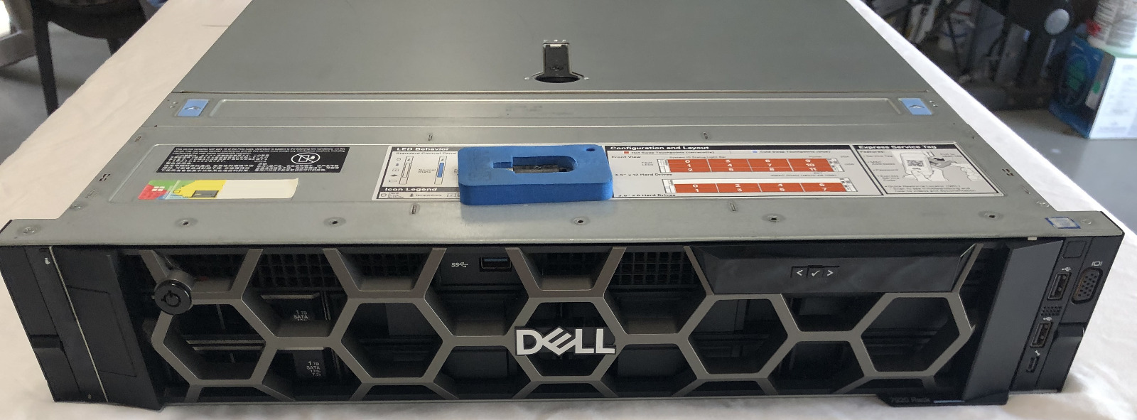 Dell Precision R7920 Workstation (PowerEdge R740 Chassis)