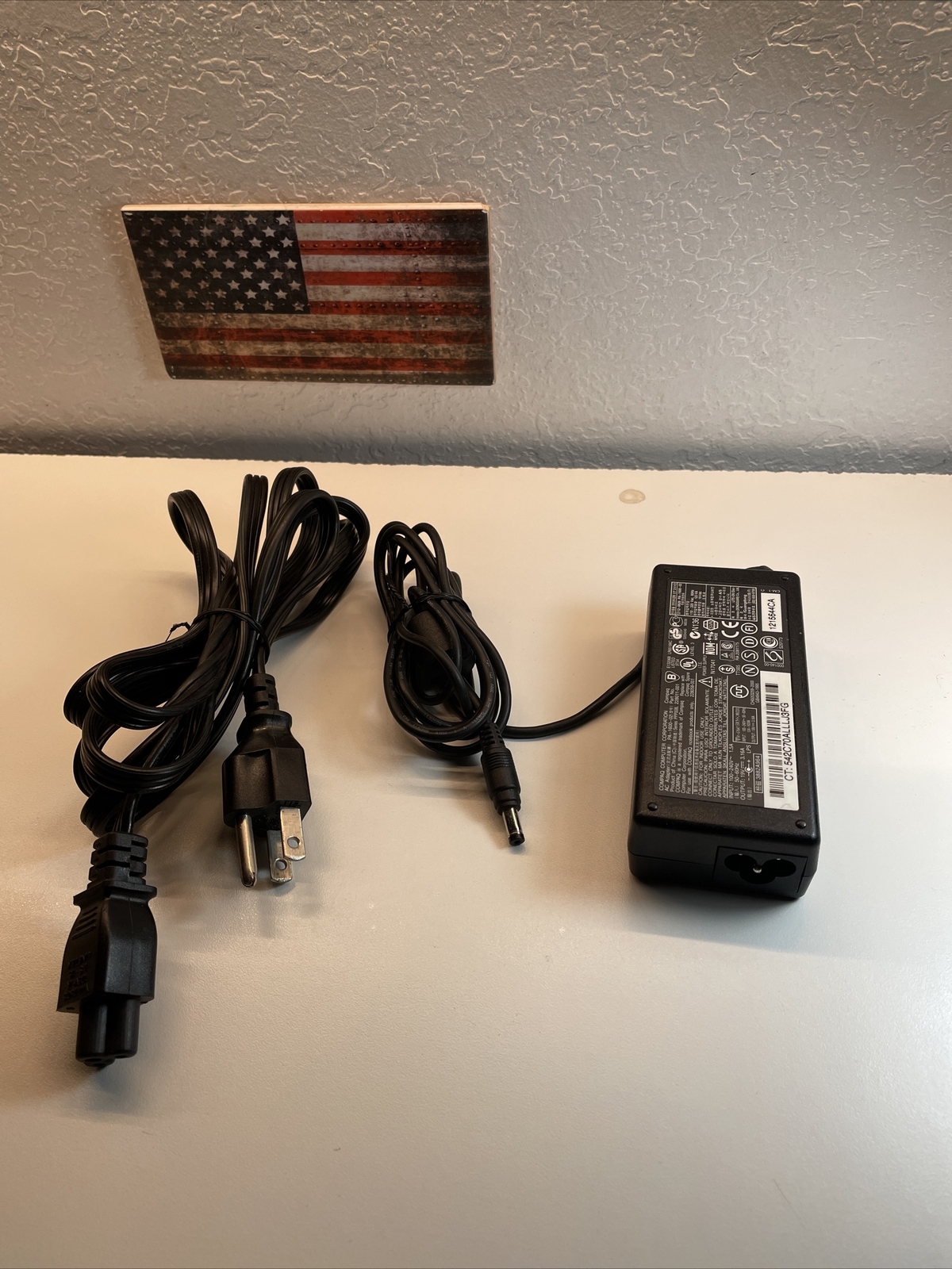 Genuine Original HP Compaq AC Adapter Power Supply Charger PA-1600-02 228011-001