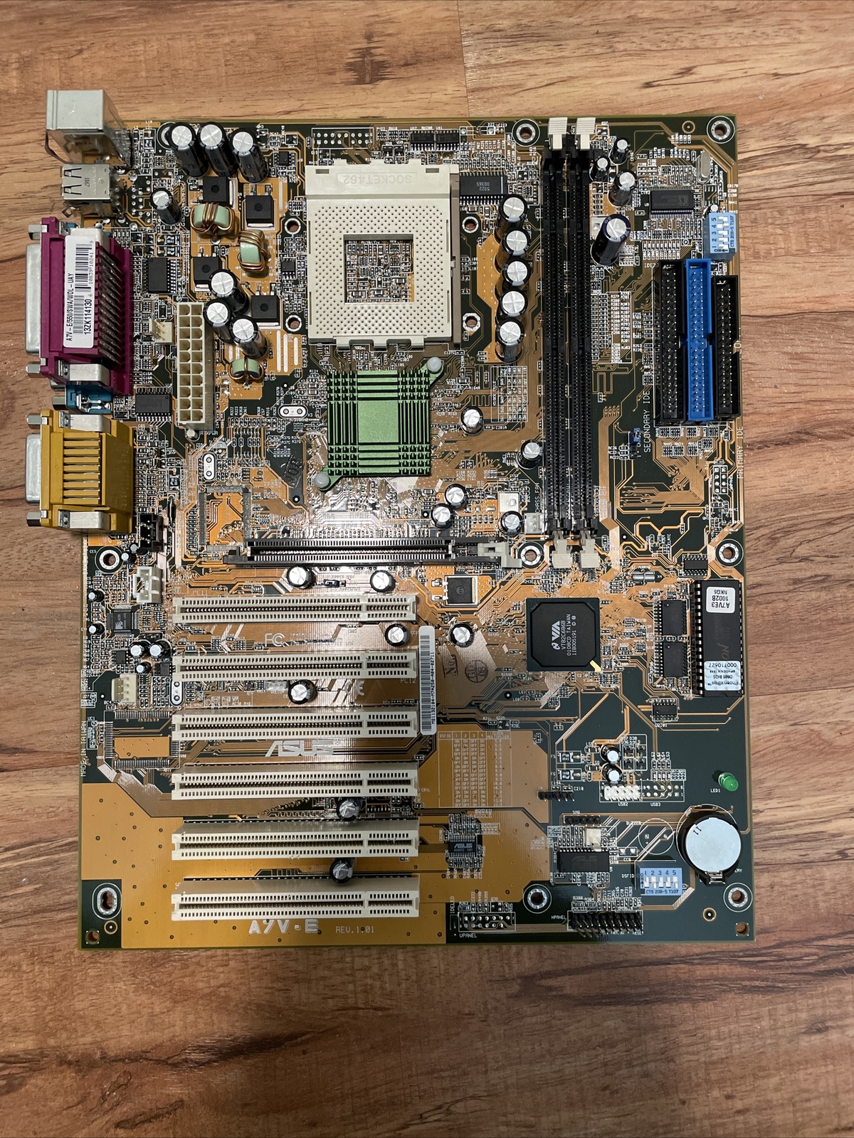 ASUS A7V-E REV:1.01 Socket 462 Athlon ATX Motherboard 