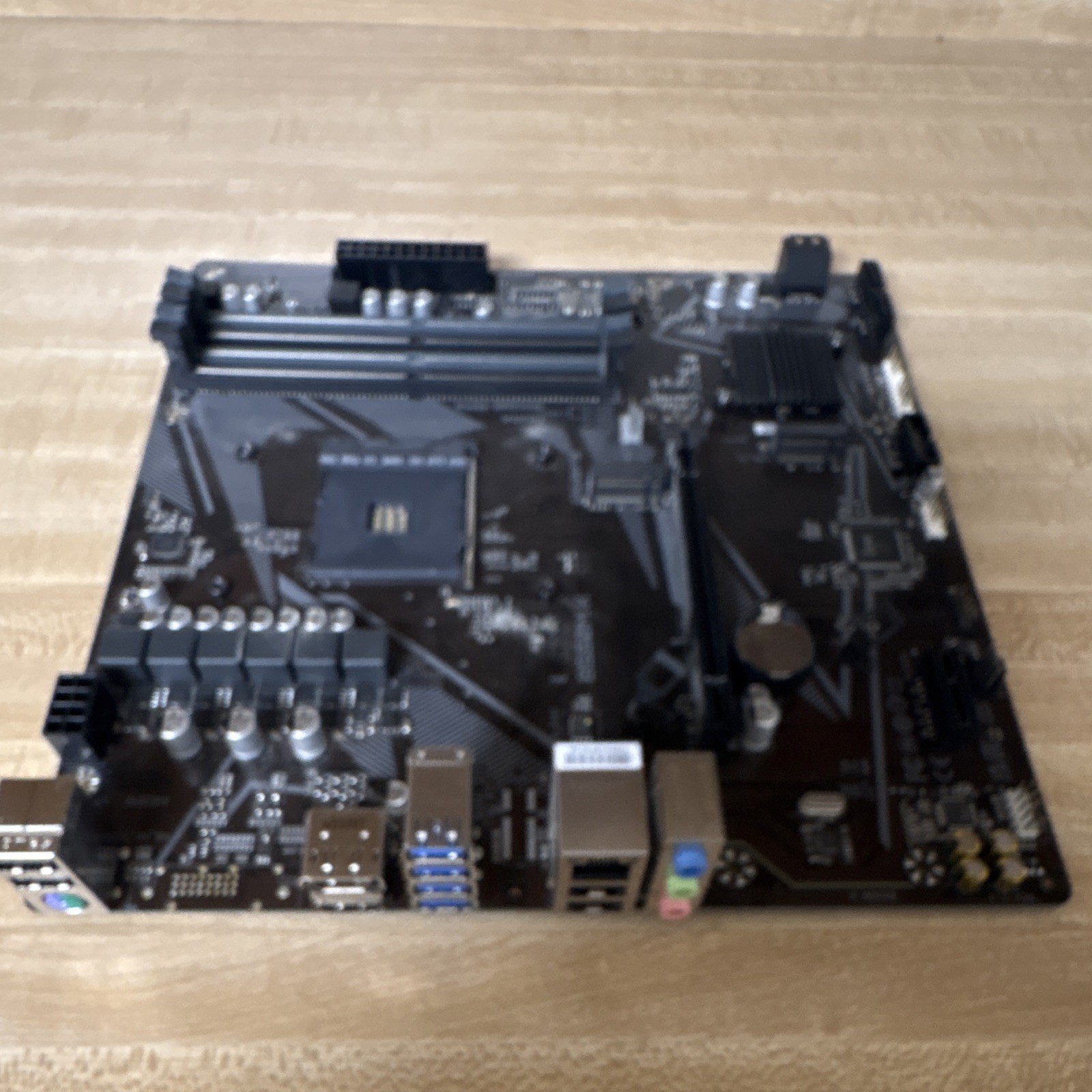 Gigabyte B550M K Socket AM4 Motherboard AMD B550 DDR4 Ultra Durable Micro ATX