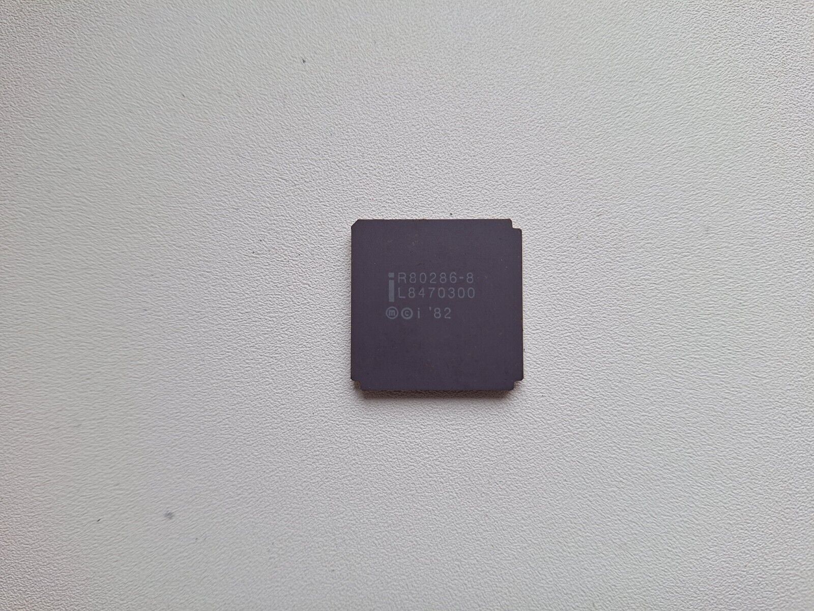80286 Intel R80286-8 80286 vintage CPU GOLD