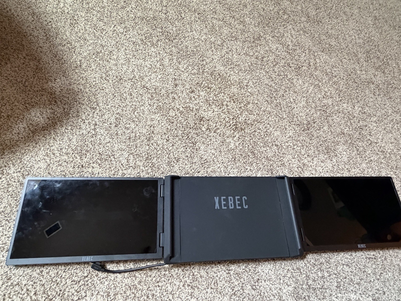 XEBEC Tri-Screen 3 15.6in Portable Triple Monitor Extender 1080p LCD USB-C