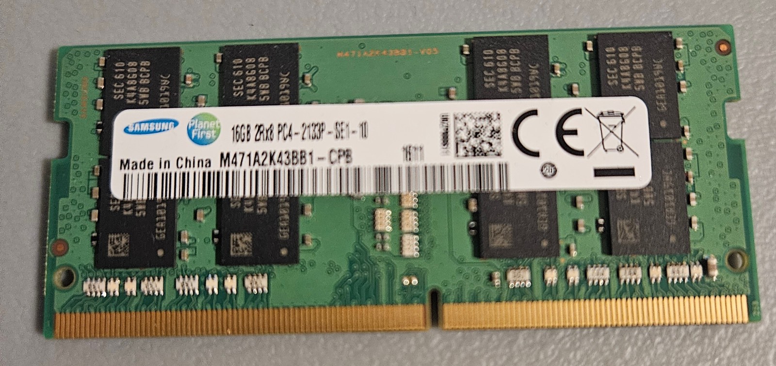 Samsung 16GB PC4-17000 (DDR4-2133) Memory (M471A2K43BB1CPB)